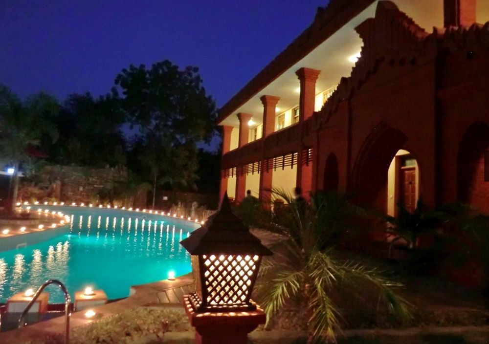 Sky Palace Hotel باغان المظهر الخارجي الصورة